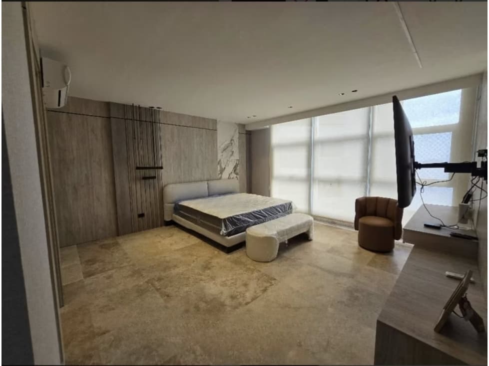 Apt. Piso Alto con Vista a la Ciudad en Punta Pacífica — foto 3