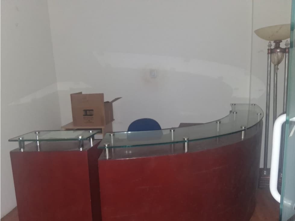 Alquilo Oficina amoblada — foto 4