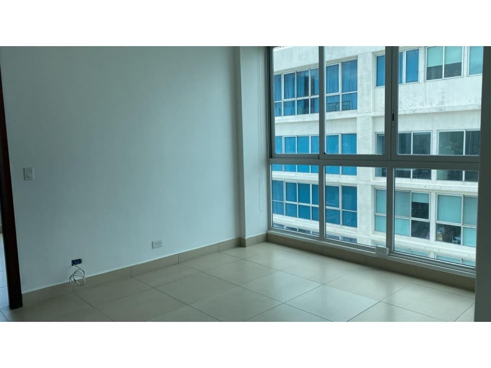 Vendo Apartamento Punta Pacífica con Vista al Mar — foto 4