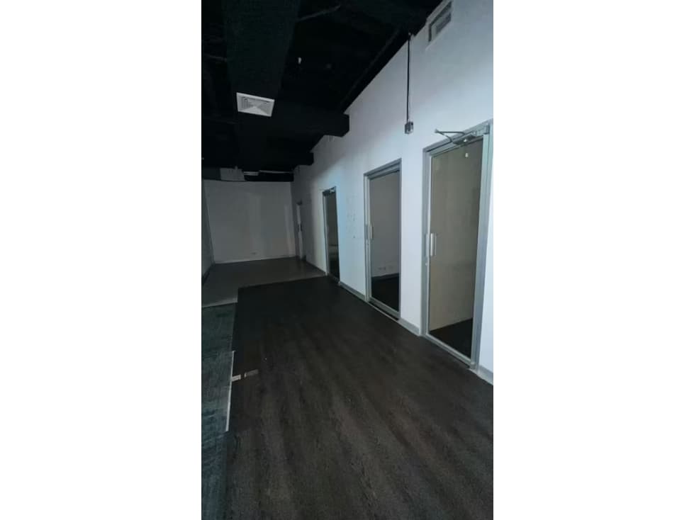 Oficina en Alquiler en San Francisco | 297m² con Múltiples Espacios — foto 4