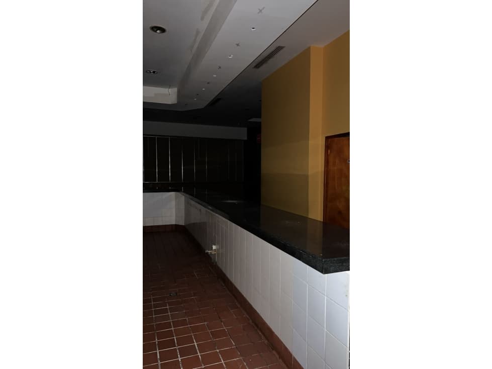 Vendo Local Westland Mall — foto 6