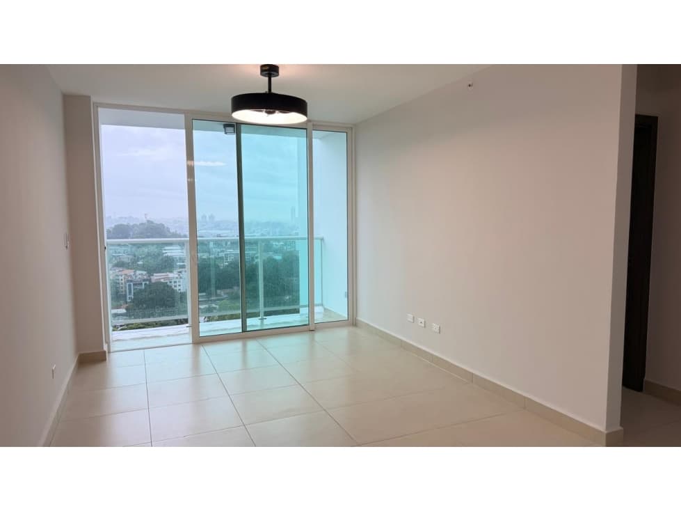 Se Alquila apartamento en la 12 de Octubre — foto 3