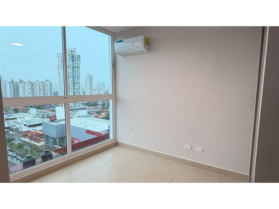 Se Alquila apartamento en la 12 de Octubre — foto 4
