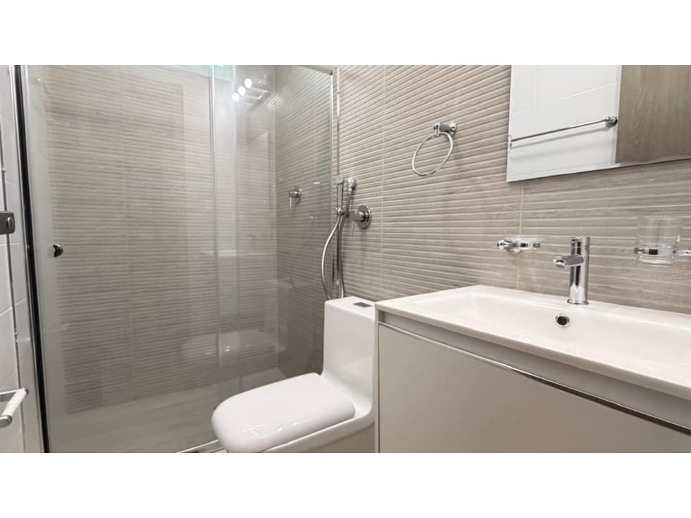 Se Alquila apartamento en la 12 de Octubre — foto 6