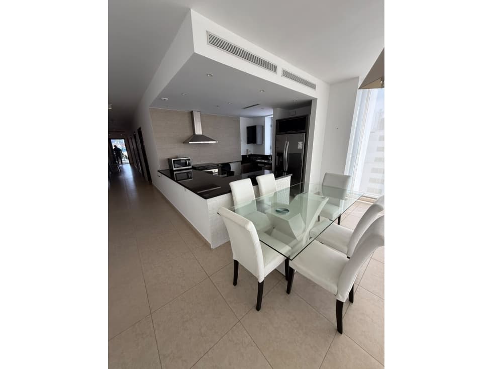 Apartamento en Venta y/o Alquiler en Avenida Balboa — foto 1