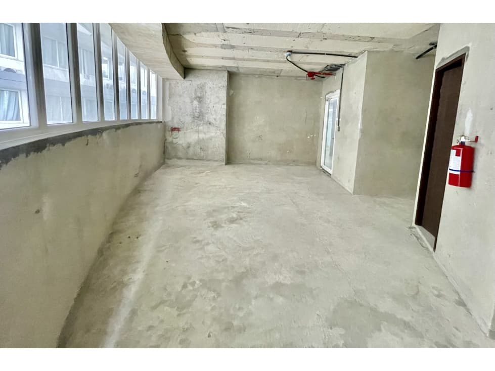 SE VENDE LOCAL COMERCIAL — foto 2
