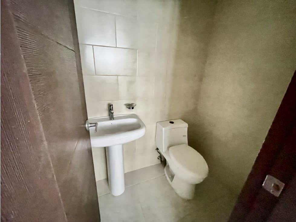 SE VENDE LOCAL COMERCIAL — foto 4