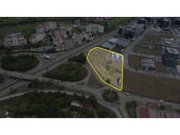 SE VENDE TERRENO EN SANTA MARIA BUSINESS DISTRICT