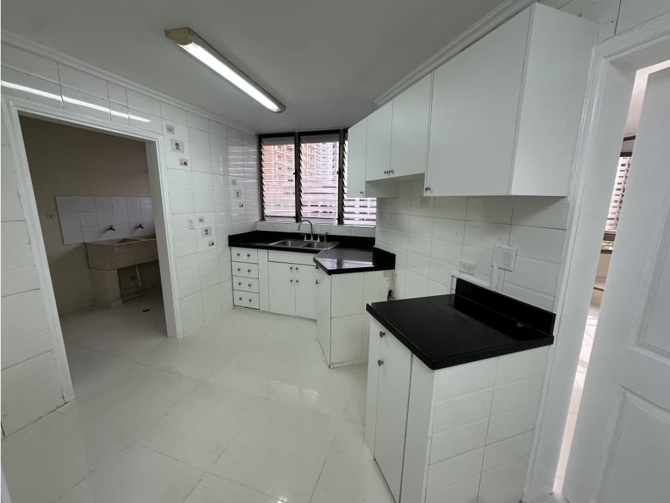 SE VENDE APARTAMENTO EN MARBELLA — foto 6