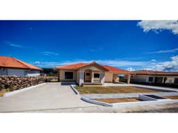 Venta de casas unifamiliares en Boquete Canyon Village