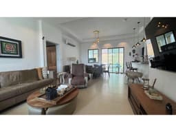 Venta o Alquiler de residencia en San Carlos
