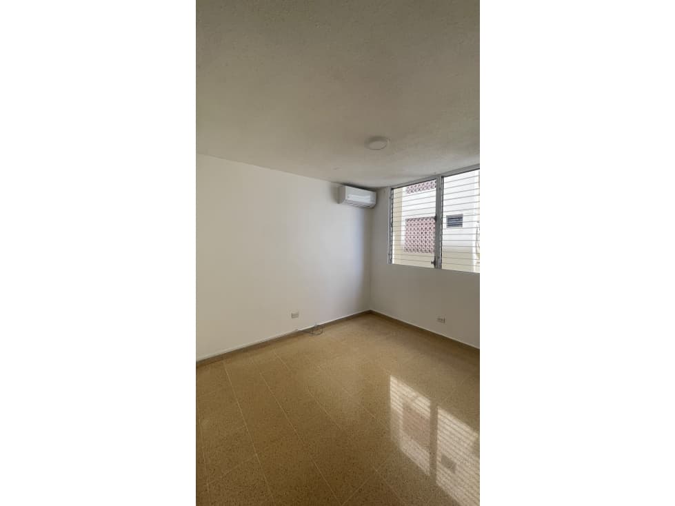 Alquiler de apartamento en Via Porras — foto 3