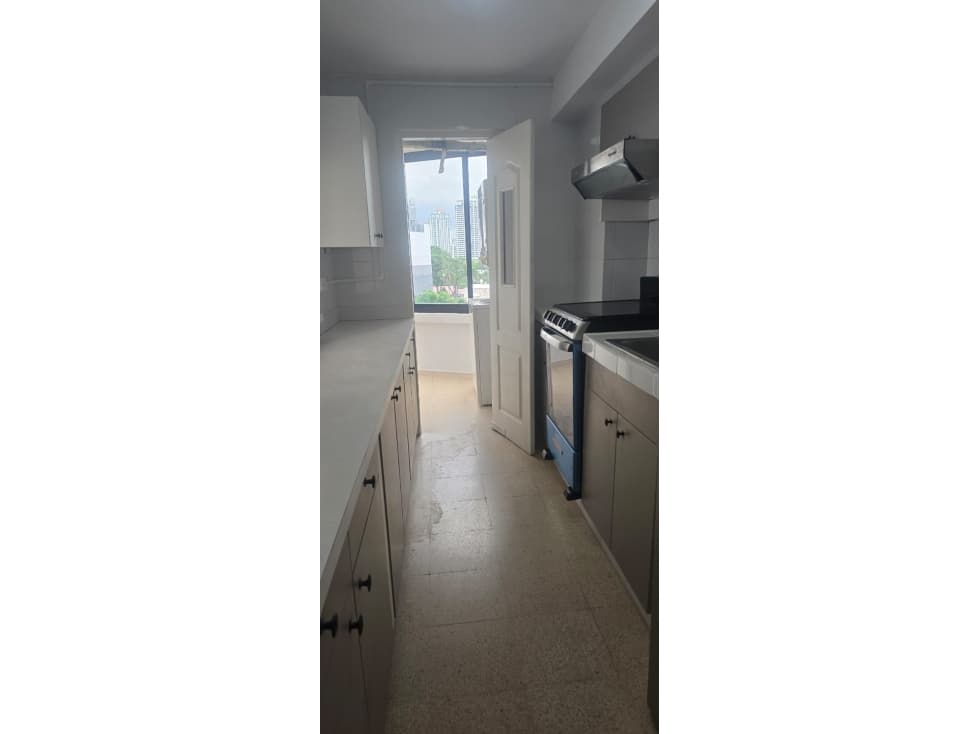 Venta y Alquiler de apartamento en Paitilla — foto 5