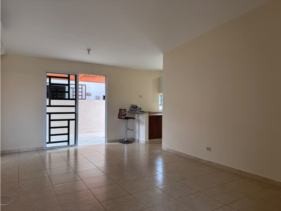 ALQUILO CASA ARBOLEDAS LOS CASTAÑOS LA CHORRERA — foto 4