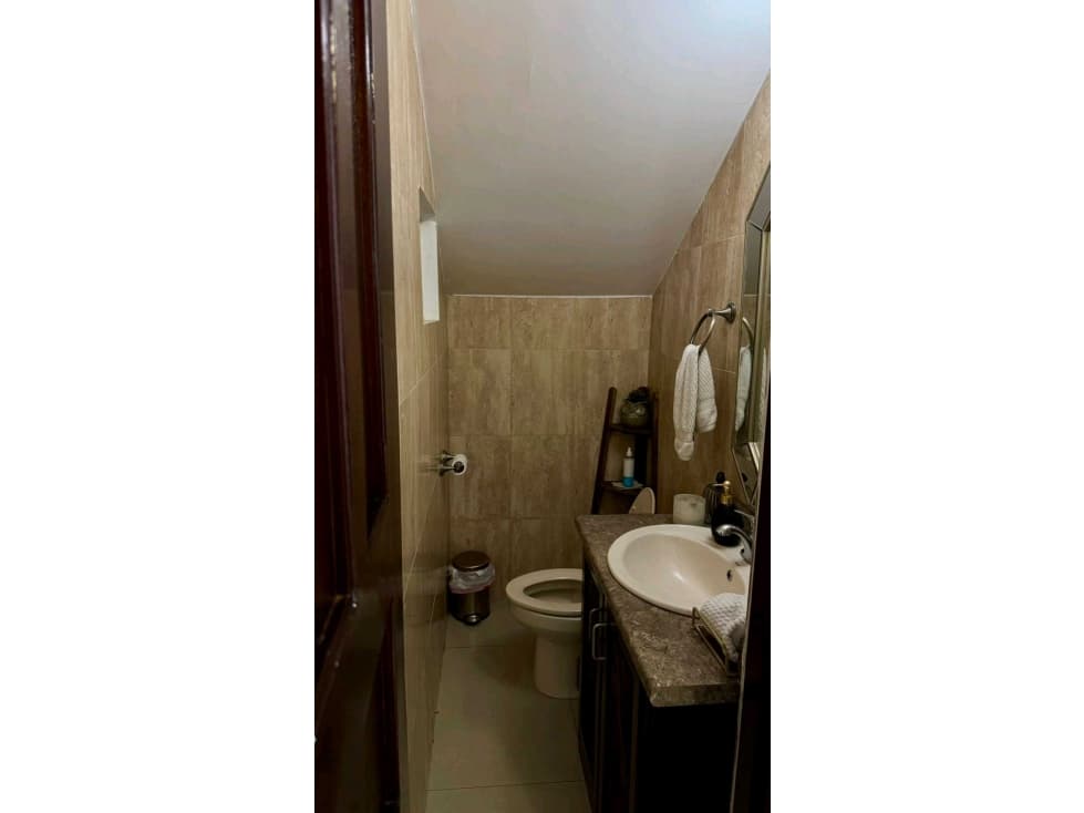 ALQUILER CASA AMOBLADA O LINEA BLANCA ALTOS DEL GOLF CP — foto 6