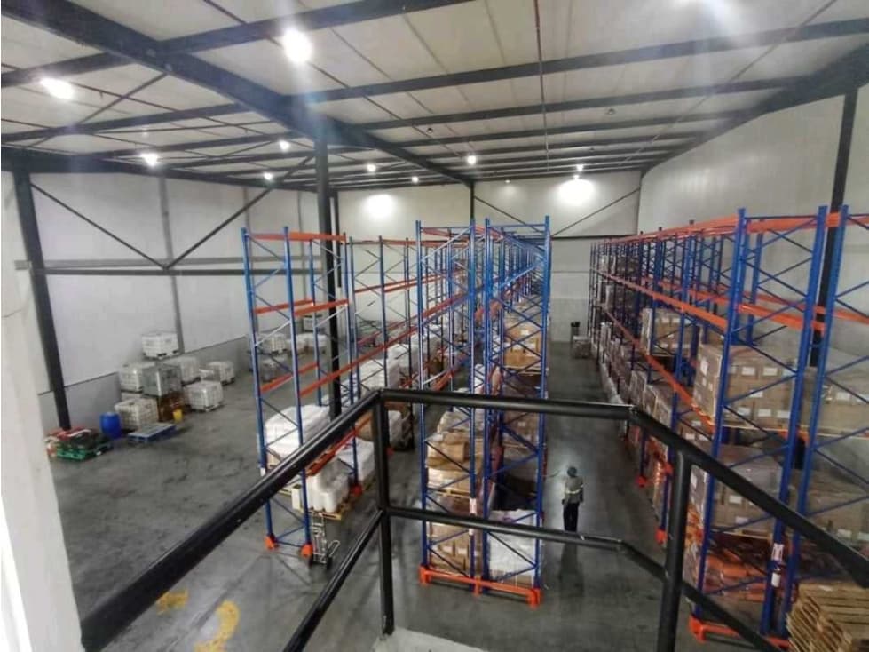 Venta Bodega en Tocumen Warehouse 1200 m² con Mezanine CP — foto 2