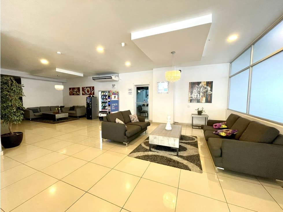 Se vende apartamento en Vía España — foto 4