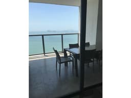 Alquiler de apartamento en Avenida Balboa