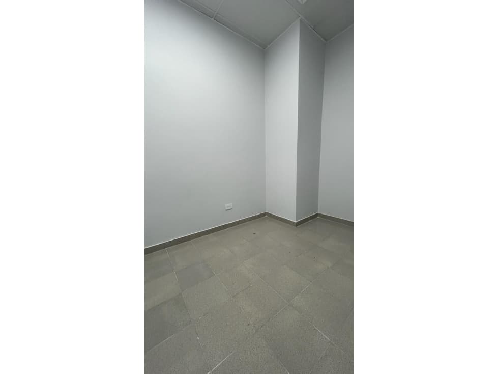 Alquiler de Oficina amoblada en Calle 50 — foto 2