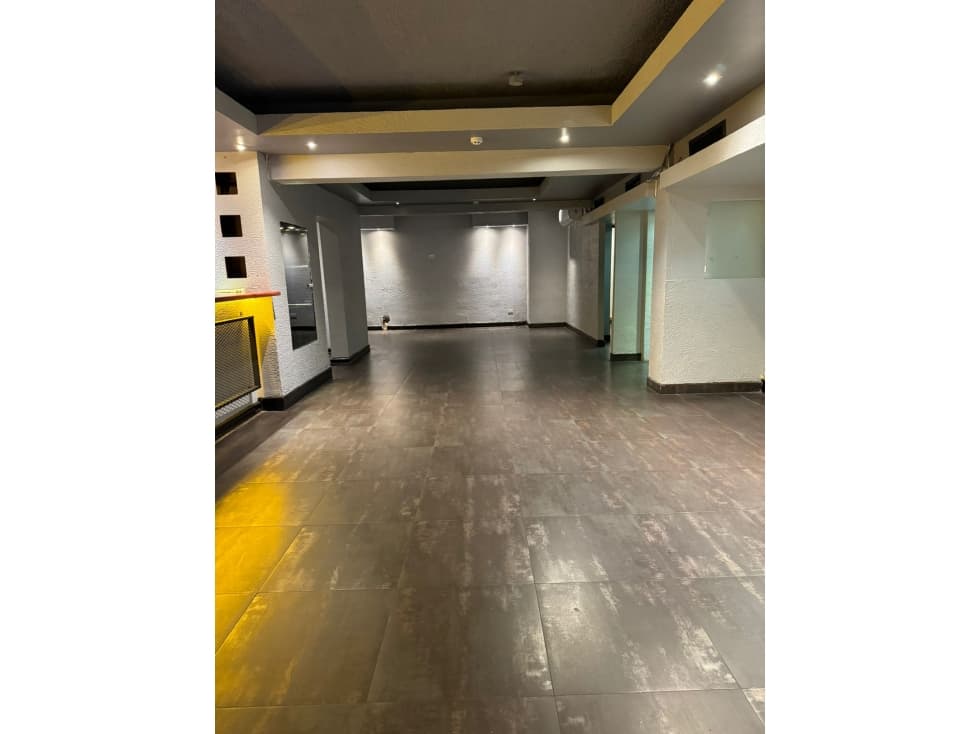 Alquiler de local comercial en Marbella — foto 5