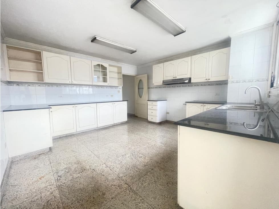 Venta de apartamento en Avenida Balboa — foto 6