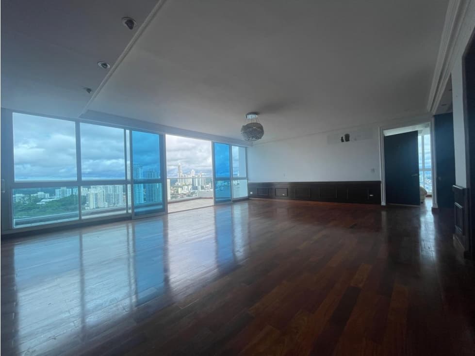Venta de penthouse en El Cangrejo — foto 2