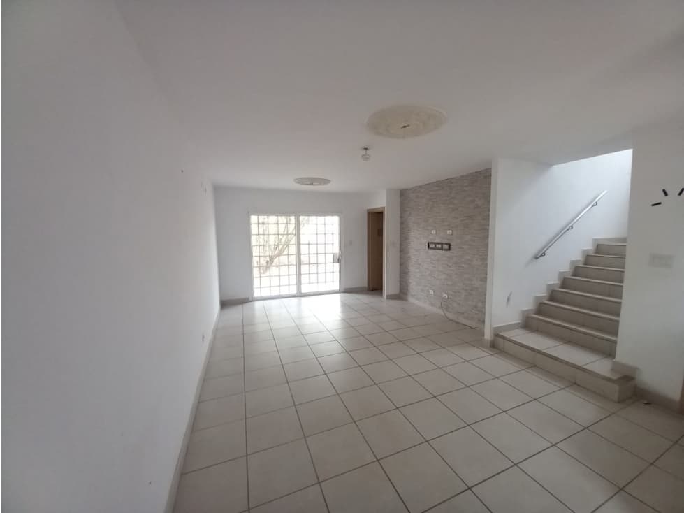 Venta de Casa, Paseo del Norte PH Victoria Brisas del Golf — foto 2