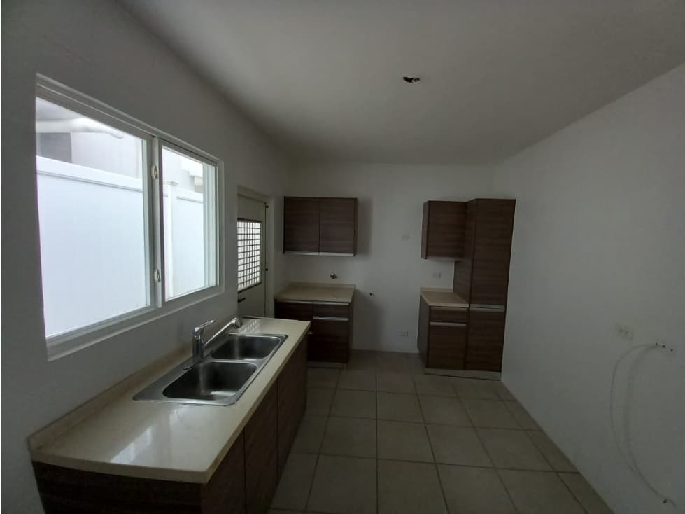 Venta de Casa PH VICTORIA Paseo del Norte — foto 4