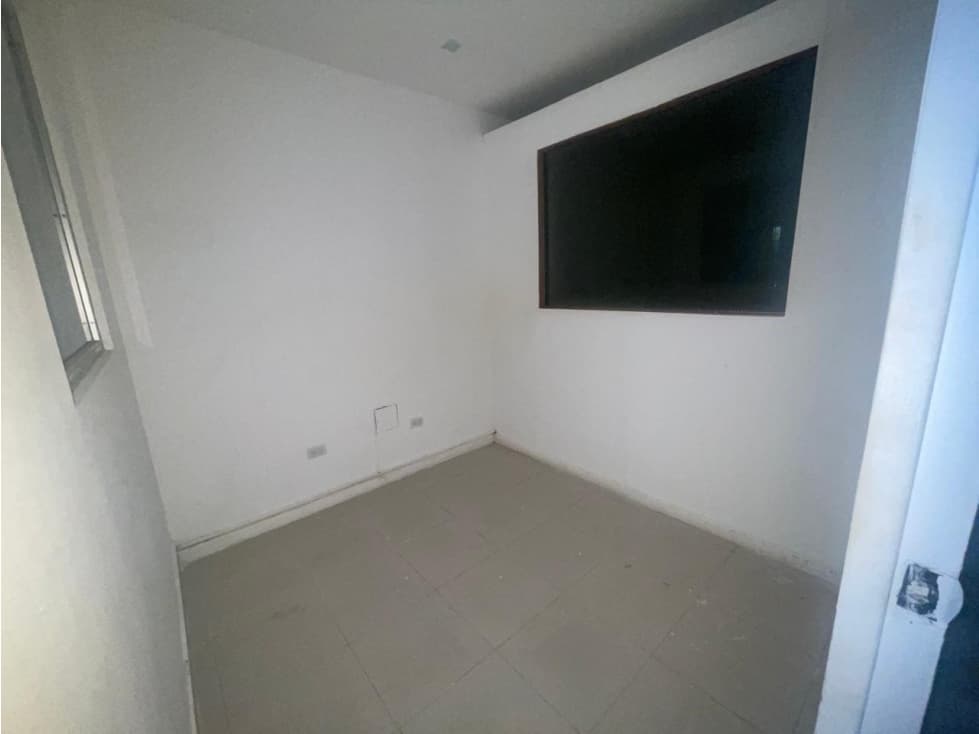Alquiler de Local Comercial en Vía España — foto 4