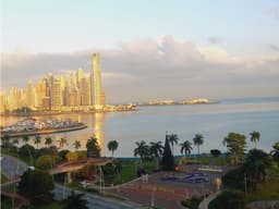 Venta de apartamento en Avenida Balboa