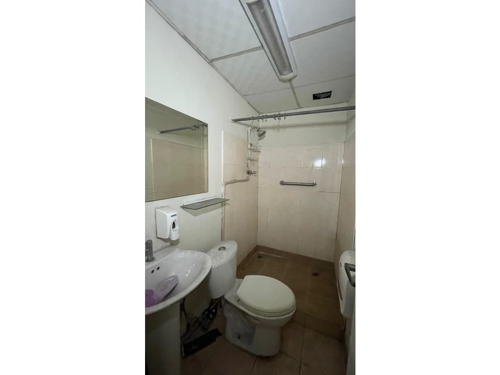 Alquiler de Local Comercial en Tumba Muerto — foto 3