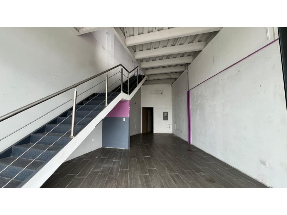 Alquiler de Local Comercial en Tumba Muerto — foto 1