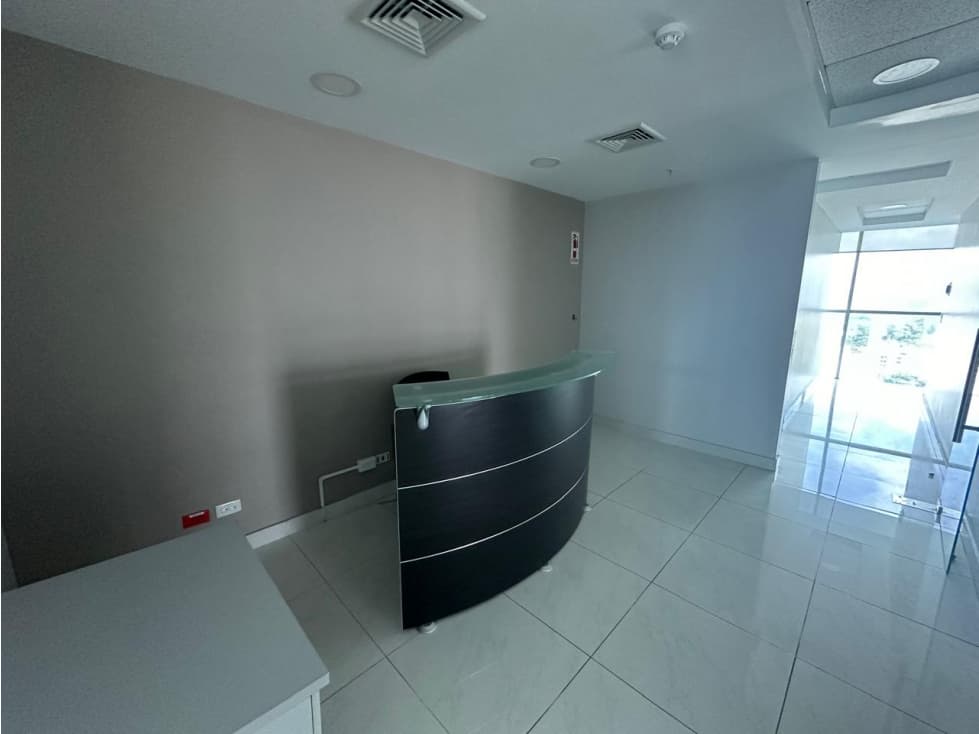 Alquiler de oficina en Bella Vista — foto 1