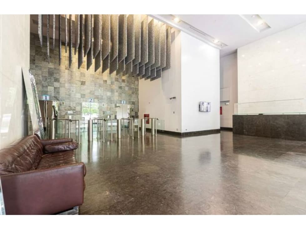 Venta de oficina amoblada en Obarrio, Panamá — foto 1