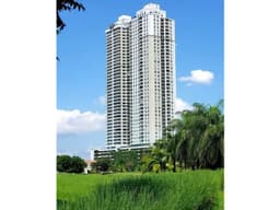 Alquiler de apartamento en PH Green Garden, Santa maria
