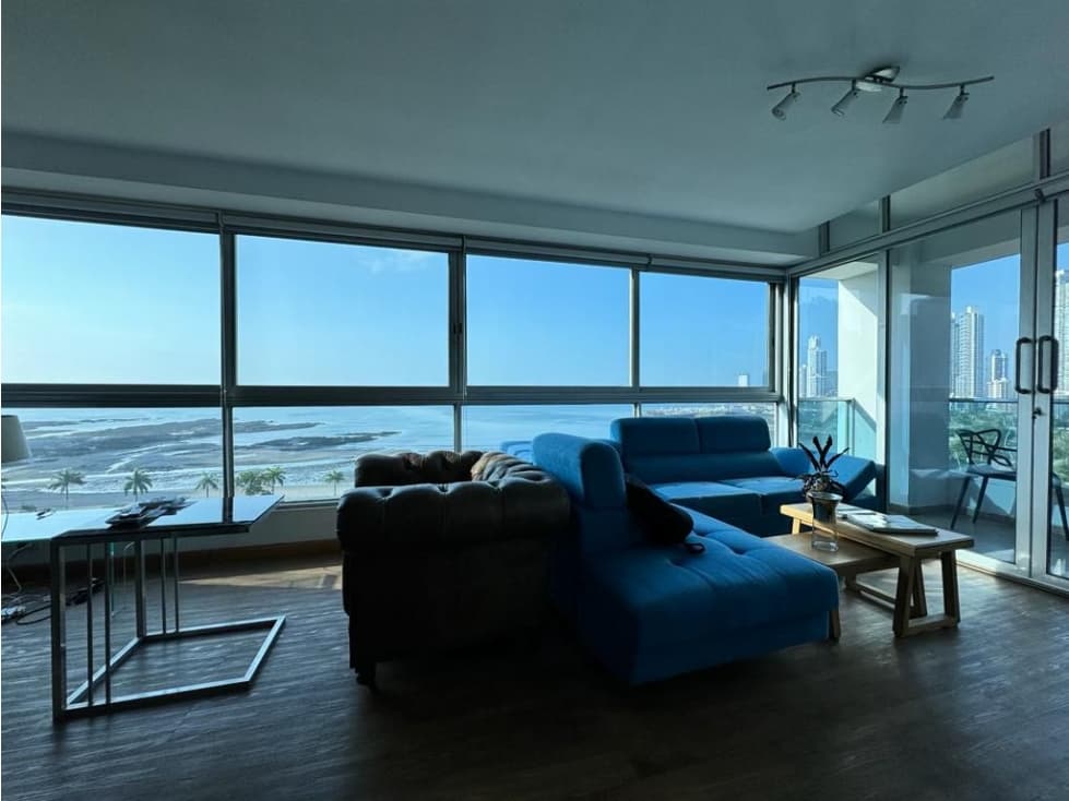 Venta de Apartamento Vacío en Ave. Balboa, Panamá — foto 3