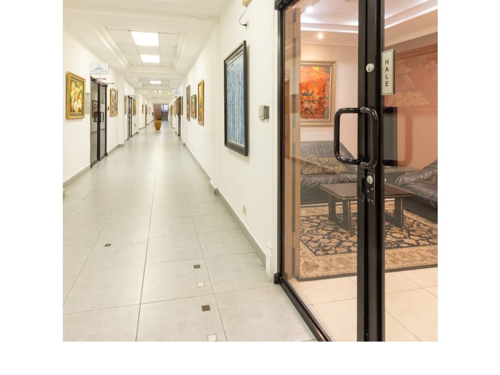 Oficinas en Alquiler en Vista Hermosa — foto 4