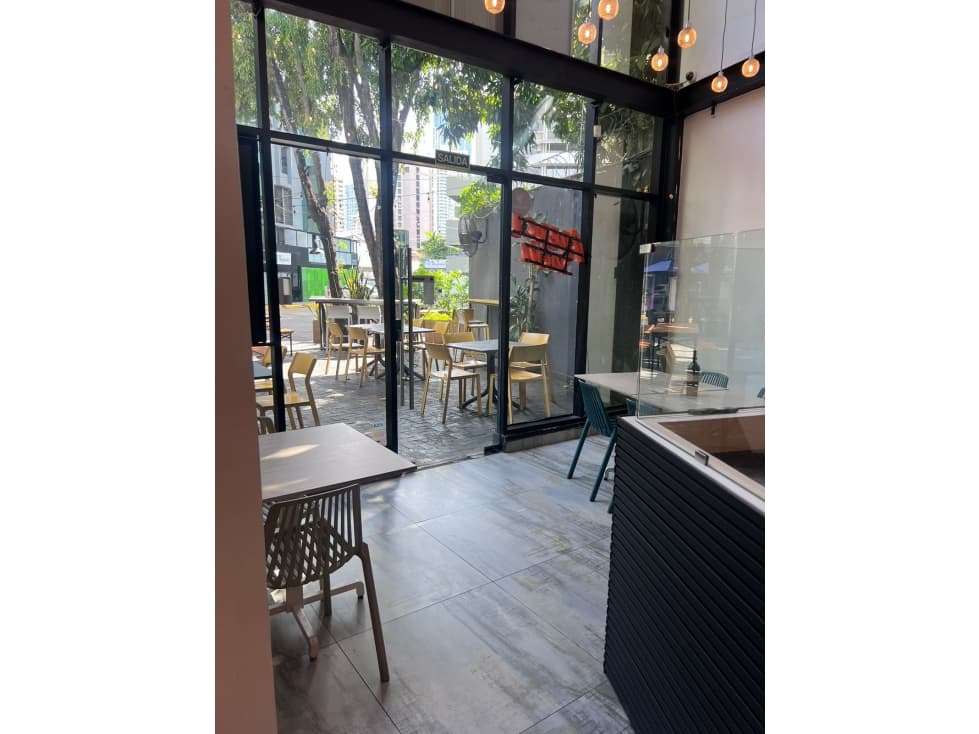 Local Comercial en Alquiler en Marbella — foto 3