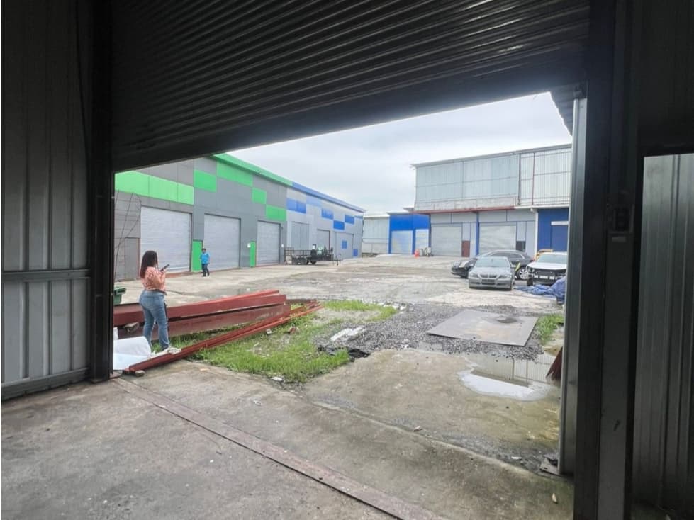 Bodega en Alquiler en Las Mañanitas — foto 4