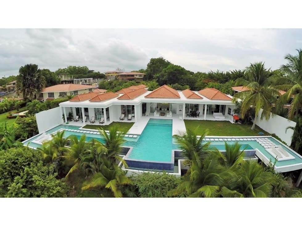 Se Vende casa en P.H. El Cortijo, Costa Esmeralda — foto 1