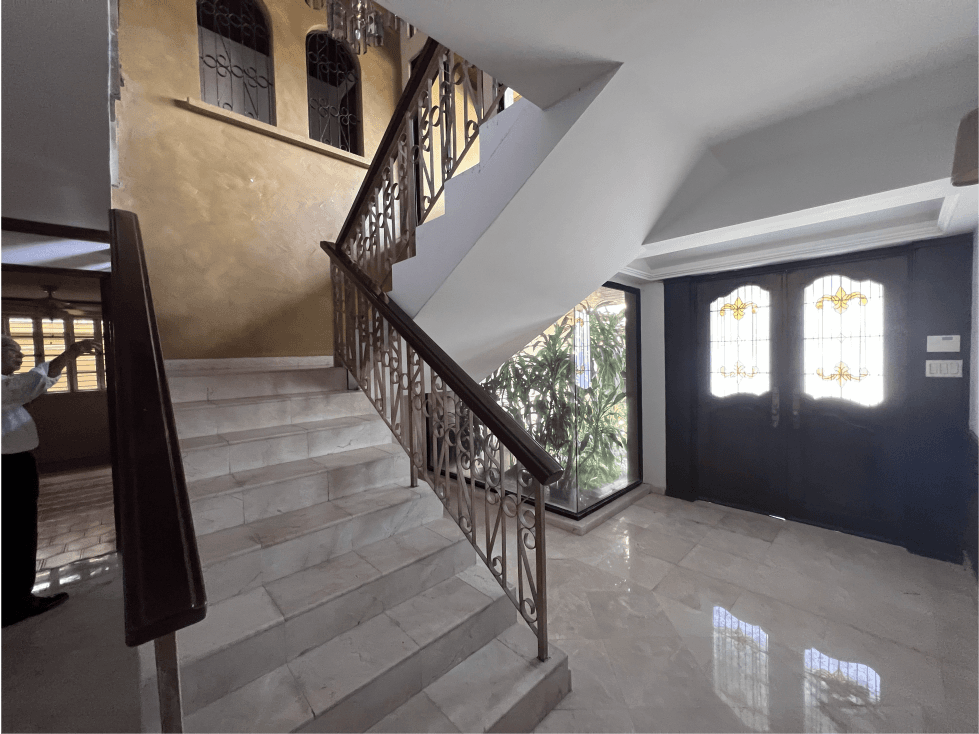 Venta de casa en La Alameda — foto 2