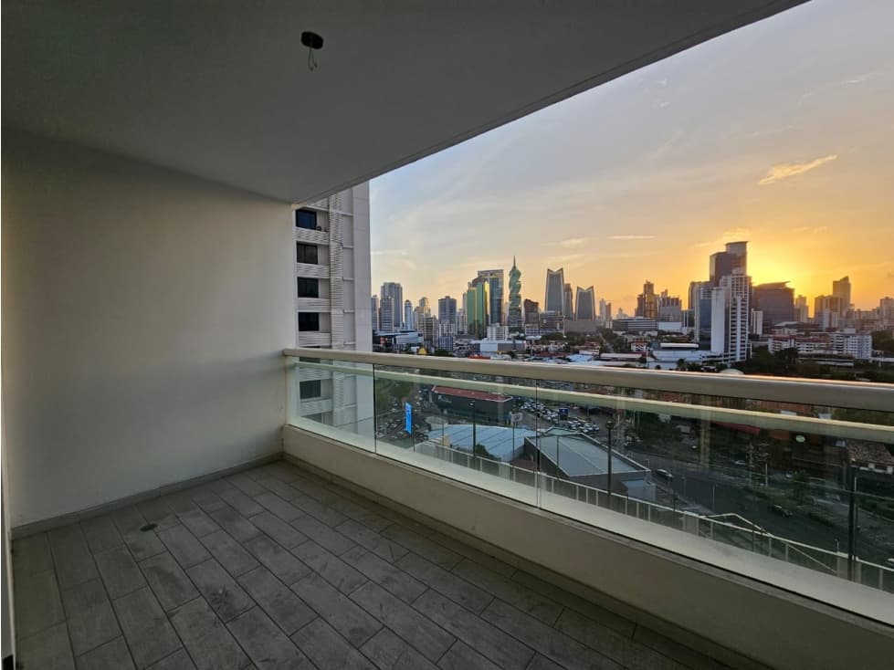 Venta de apartamento en Calle 50 — foto 1