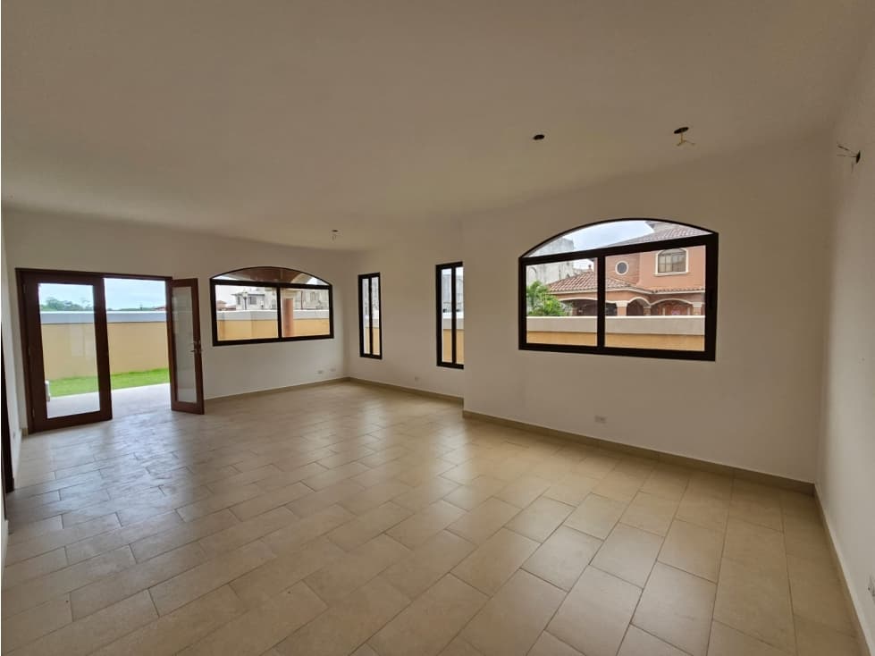Casa en Venta en El Doral, Costa Sur — foto 2