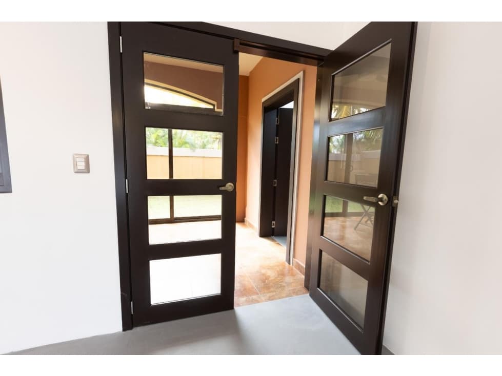 Venta de casa amoblada en Residencial el Doral, Costa Sur, Panamá — foto 4