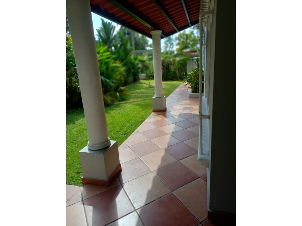 Alquiler de casa con linea blanca en La Boca, Ancón, Panamá — foto 3