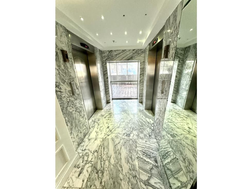 Venta de Apatamento amoblado en PH Rivage, Ave. Balboa — foto 2