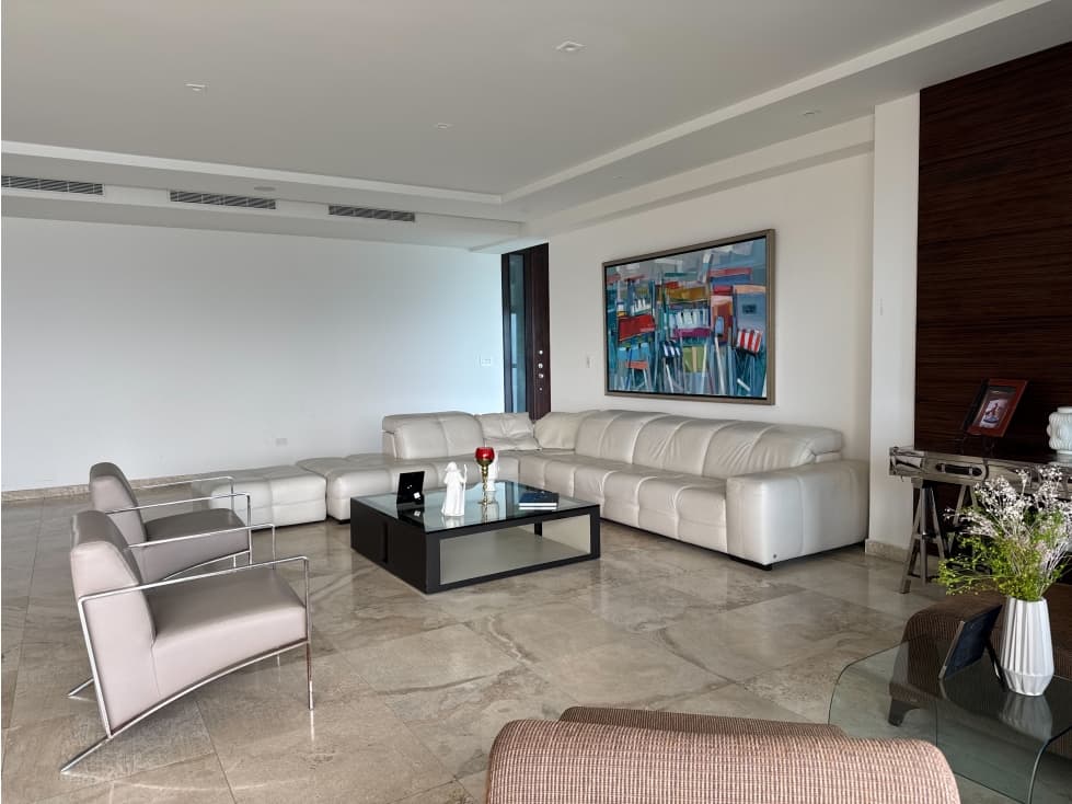Venta o Alquiler de Apartamento Amoblado en Punta Pacífica, Panamá — foto 2