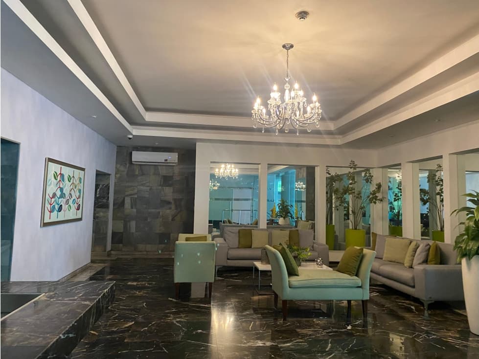 Venta de Penthouse con Línea Blanca , Ph. Torres del Pacifico,Marbella — foto 2