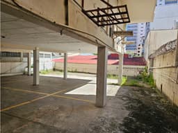 Se vende edificio en calle 48