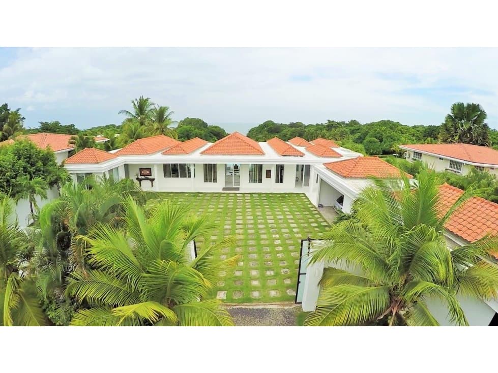 Se Vende casa en P.H. El Cortijo, Costa Esmeralda — foto 1